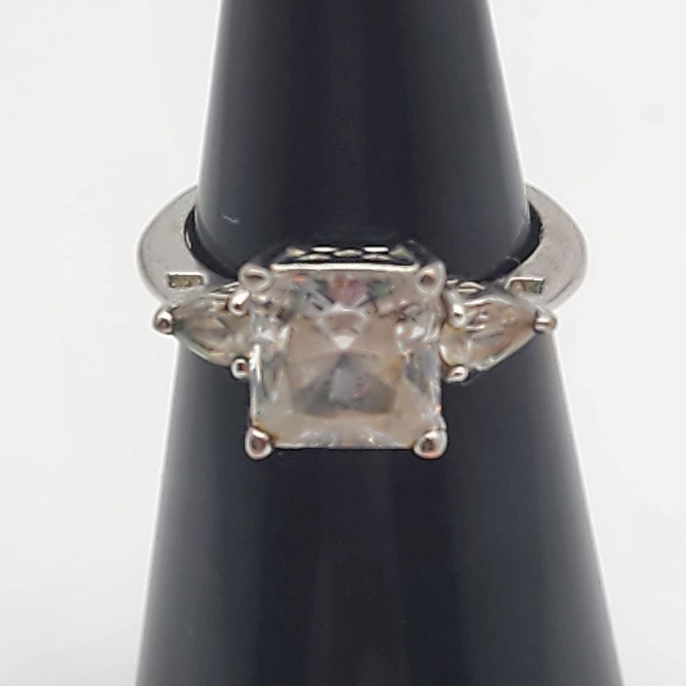 Premier Designs Proposal Silver Tone & Clear CZ Ring (6)